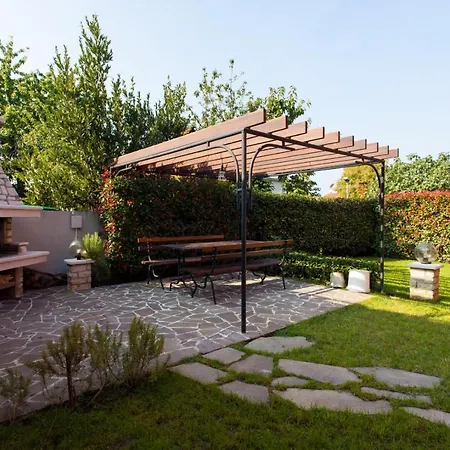 Apartments Banic Porec Exterior photo